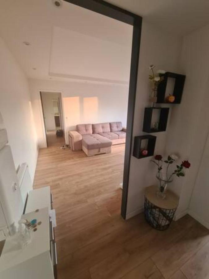 Sunny And Renovated Flat In Secure Residence La Garenne-Colombes Kültér fotó